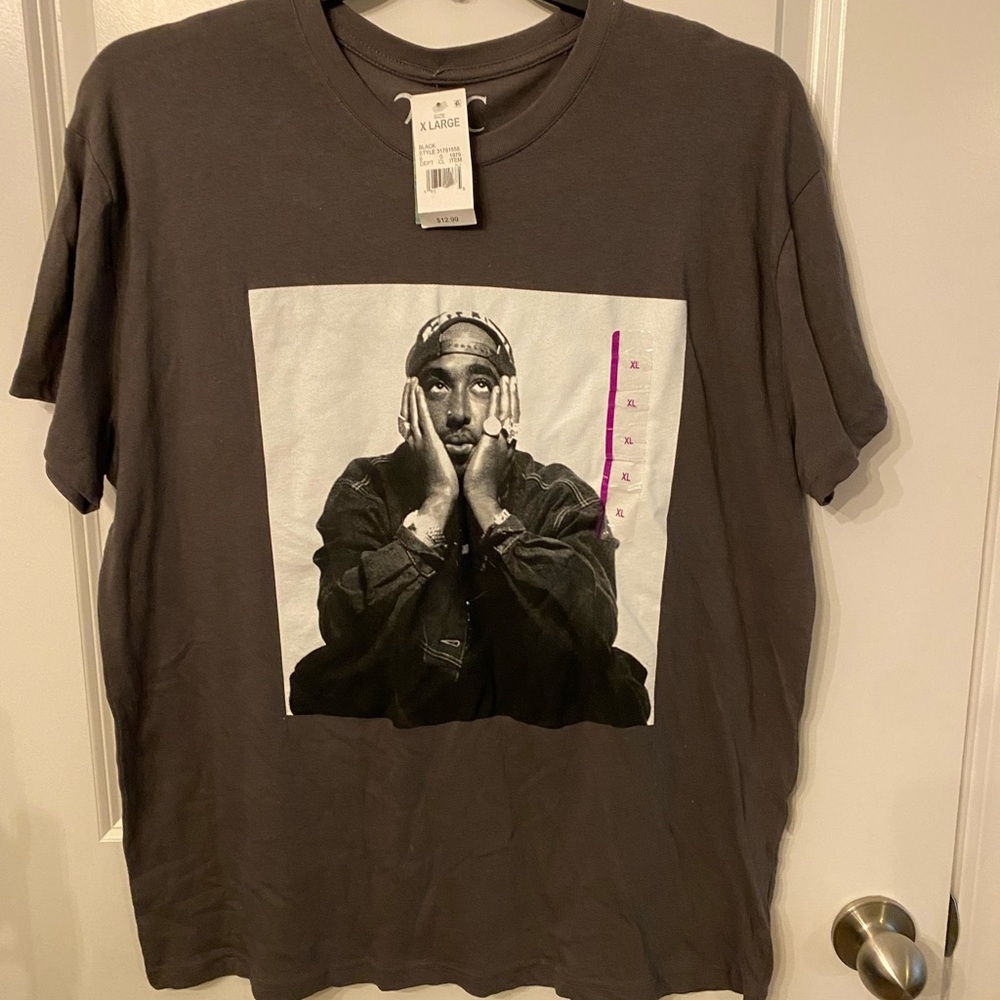 2Pac Shakur Rap Graphic X-Large Crew Neck T-Shirt